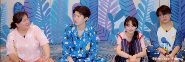 敷衍|玩游戏作弊,喝口水都作假,郑爽上节目太敷衍遭杨迪怒怼认真点!