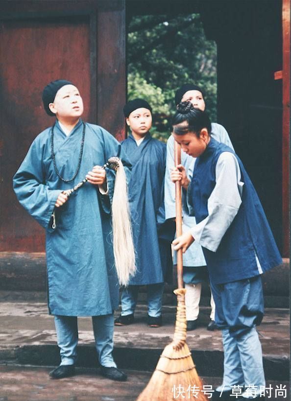 怡红院@解读《红楼梦》:赵姨娘为何被戏子出身的芳官折腾得很狼狈?