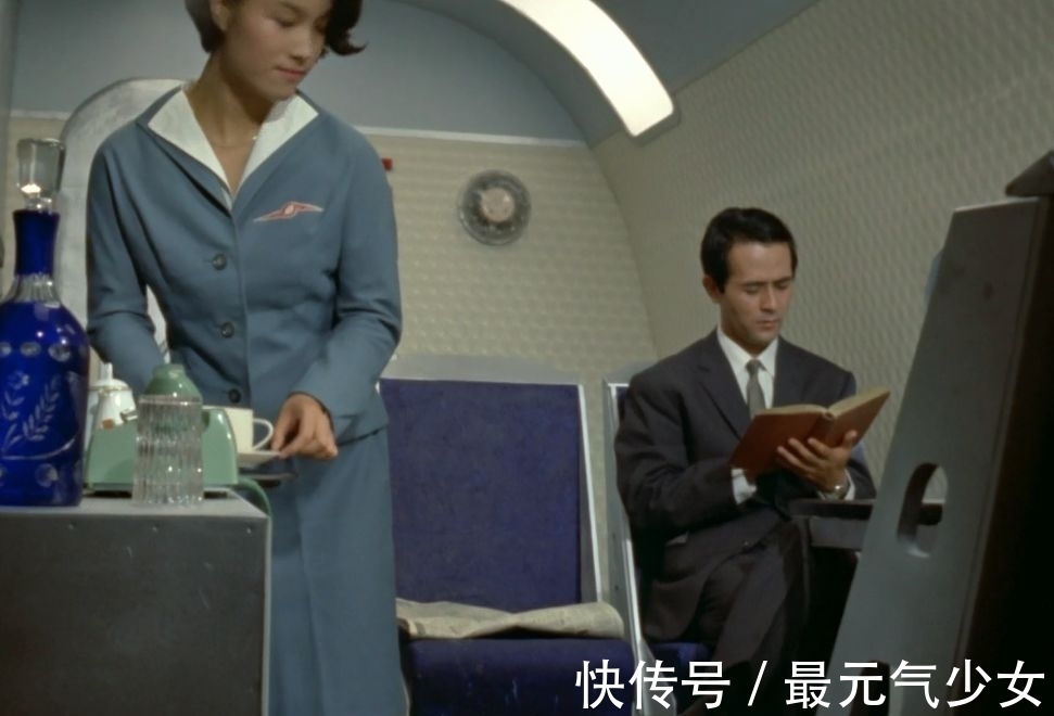 宇宙人|赛文奥特曼识破了宇宙人的阴谋,可却惨被关禁闭!