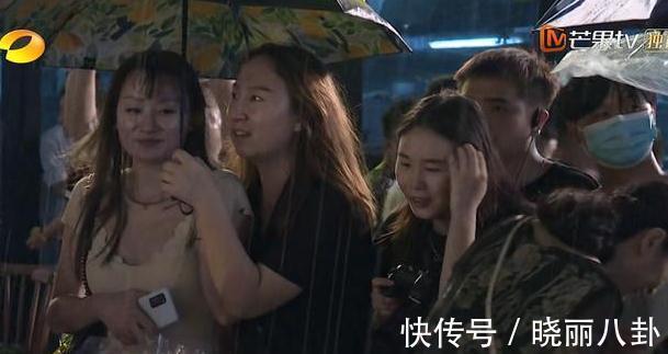 李銳|熱度直逼《好聲音》！芒果臺(tái)攜鳳凰傳奇出手，下大雨觀眾都不離場(chǎng)