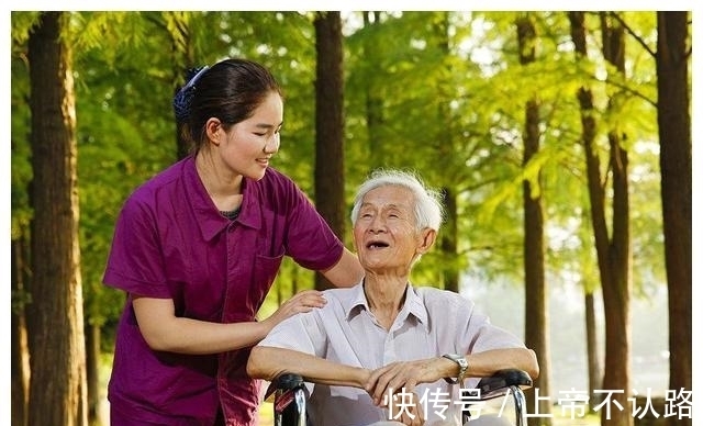 过来人|“不生二胎,就多准备点钱以后住养老院”过来人的劝告,挺有道理