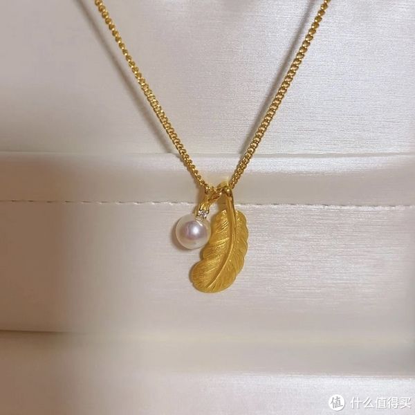 指南|“金”诚所至，那些既保值、增值又有设计感的金饰七夕送礼指南