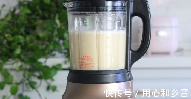 冬天打豆浆,我都会加点儿它,营养滋补口感妙,让家人平稳过冬!