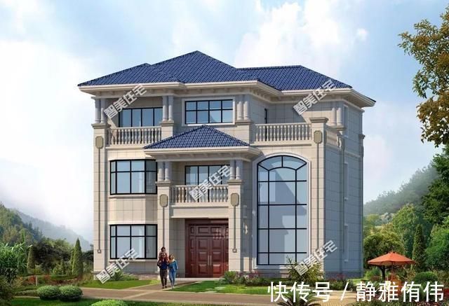 平面图|尺寸相同的两栋农村别墅，采用不同风格设计，客厅都挑空