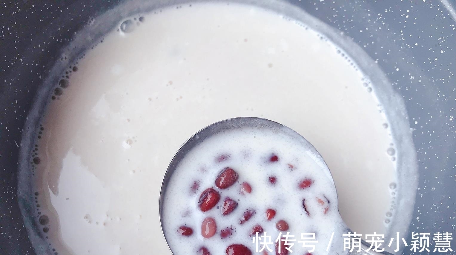 1盒牛奶1把红豆,简单易学0难度,在家做奶香红豆糕,吃1次就上瘾