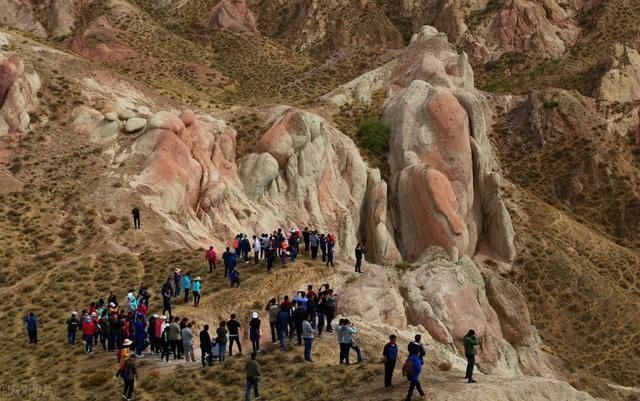 距今为7000万年的丹霞地貌奇观，有着全国独一无二的登山之道