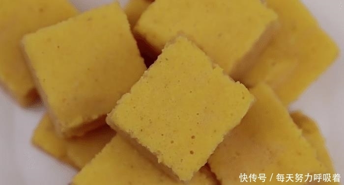 简单|胡萝卜鸡蛋小米糕,营养美味的宝宝辅食,软嫩可口,简单易学