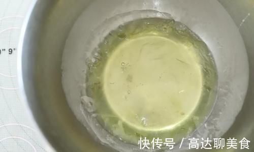 清流|在芝士蛋糕中算是一股清流,对蛋糕的回缩有很大的帮助,轻芝士蛋糕