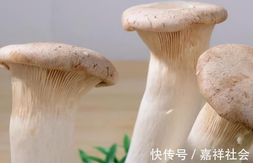 豆腐|聪明人都在吃三种食物,美白护肤,滋润身体,有益健康