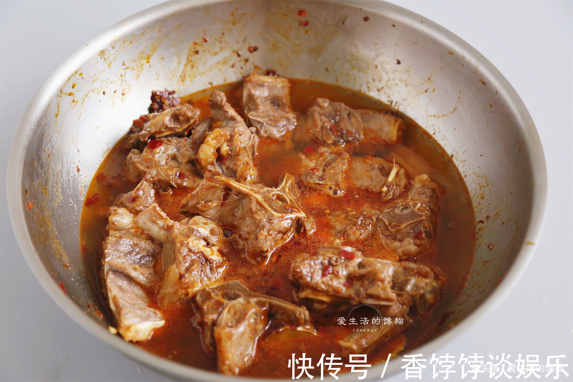 羊蝎子这样吃才叫爽，不臊不膻，够入味，一口下去满嘴流油，好吃