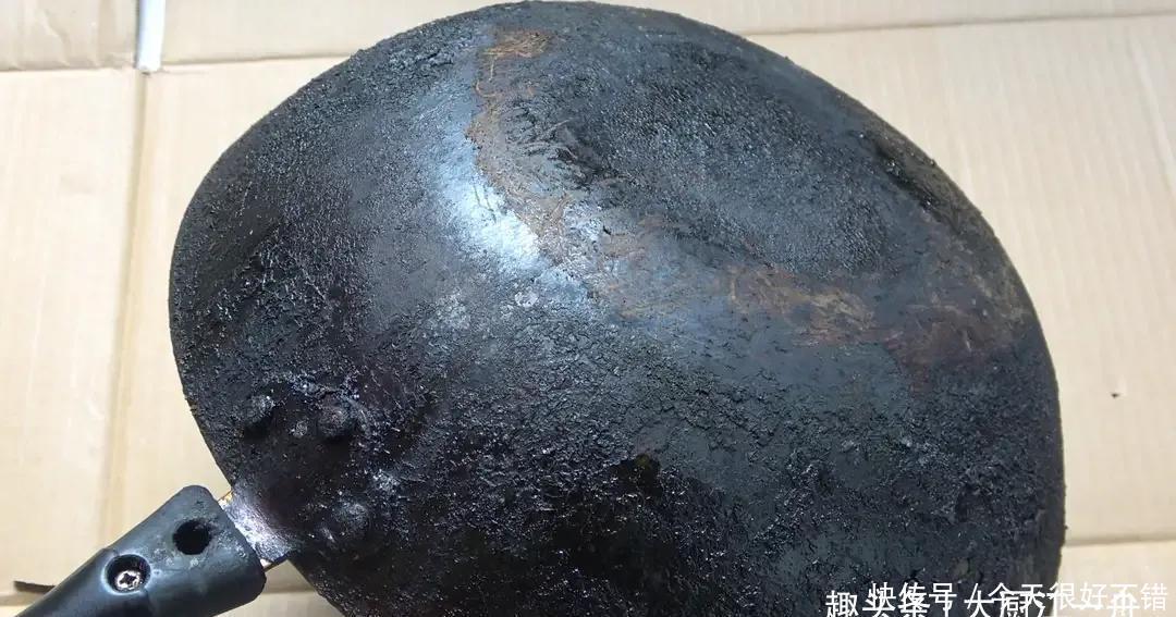 好意见|炒锅锅底不管多黑,教你一招,立马焕然如新,连洗洁精都省了
