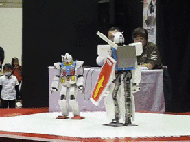 |搞笑GIF:对,不犯法,快用钱砸昏我吧