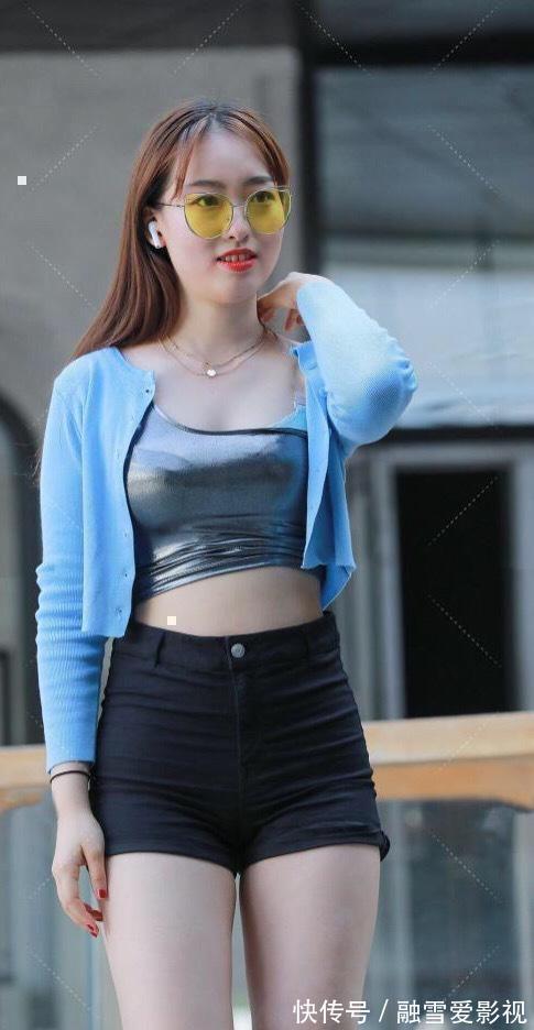 搭配 瑜伽裤穿搭简约大气,都市丽人新选择,搭配出不同风采