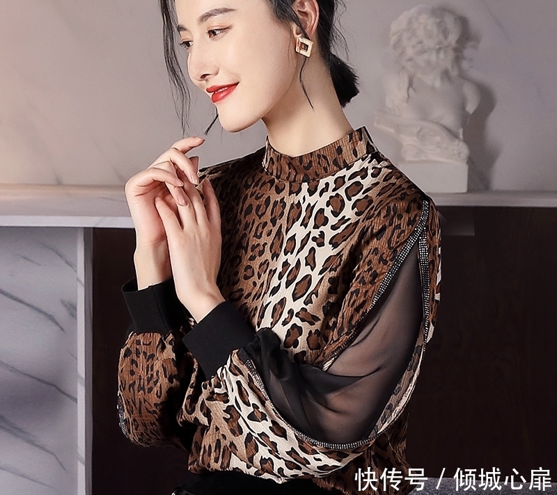 女人上了岁数,一定打扮年轻点,学学下图女人怎么穿,照着穿刚好