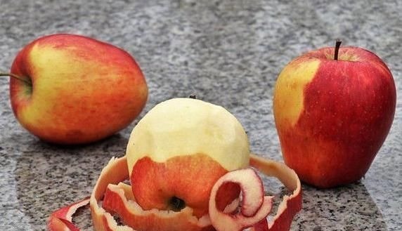 咳嗽|“咳喘穴”,按揉5分钟,一整夜未咳嗽,大人小孩都管用!