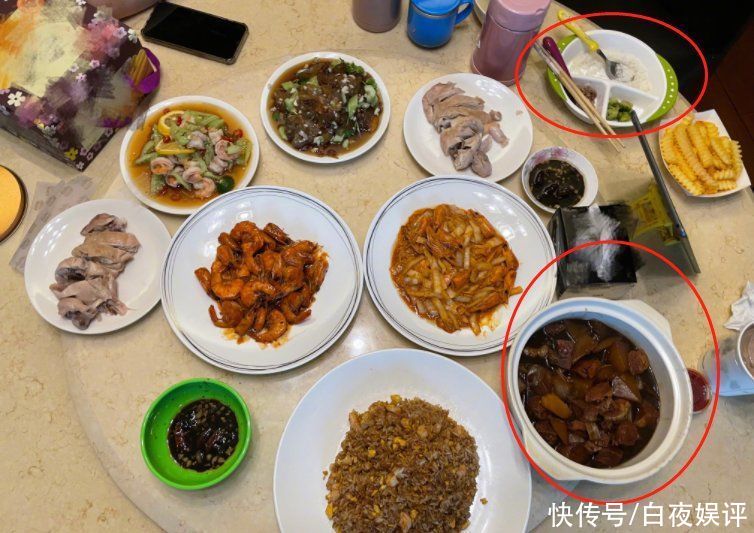 楊穎|黃曉明暗搓搓秀恩愛，深夜更博曬美食，菜品跟餐具成焦點