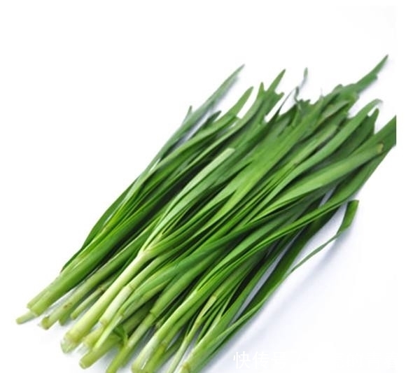 韭菜和此物一起炒,气血足了,色斑淡了,女性不想肚子鼓鼓可试试