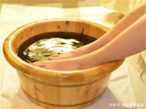 神农本草|子宫寒不寒,脸先知,每天做好3件事,可暖宫养宫