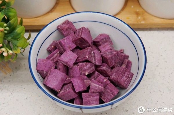 紫薯|健康饮食 篇七十一:秋天干燥,聪明女人会煮“养颜粥”,早餐多喝它,面似桃花过深秋