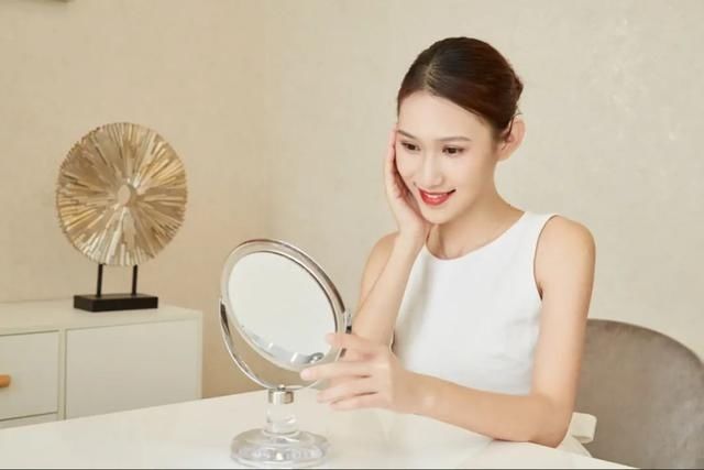 乌梅|【中医健康课堂】它是药食同源的中药，止烦渴、治失眠，秋天用最合适！