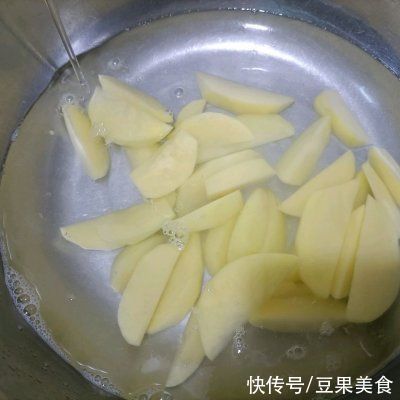 大喜大烤肉酱|#烤究美味 灵魂就酱#巨下饭的黑椒土豆