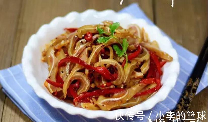 儿媳妇来家做客，公公做了5道硬菜，儿媳妇吃了两口，咋被气走了