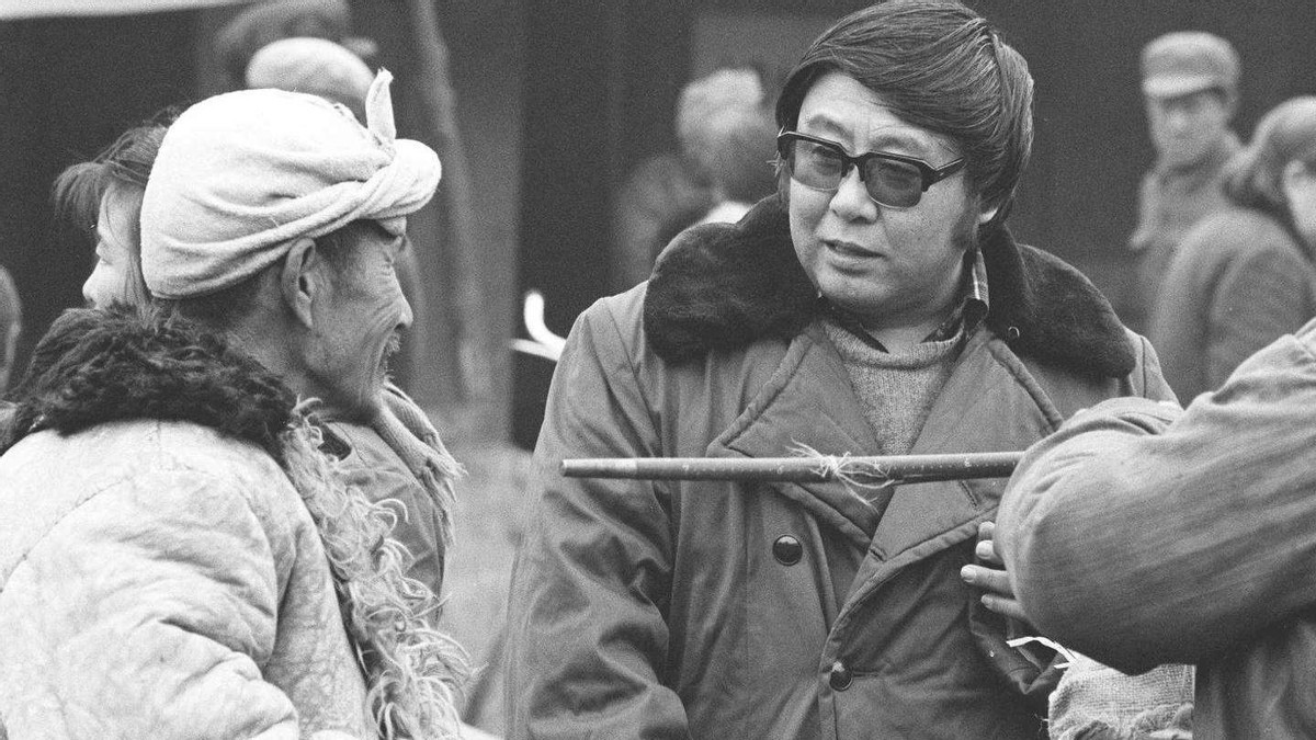 一个月!路遥一天3包只抽好烟,6年抽掉三五套房,一辈子只存了一万块