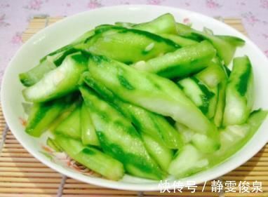 丝瓜|入伏后，宁可不吃大鱼大肉，也要吃这瓜，2元一斤，比人参还滋补