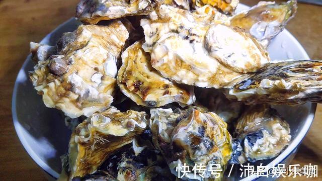 煮海蛎子时别直接下锅煮，牢记这一点，煮出来的又鲜又嫩还不腥