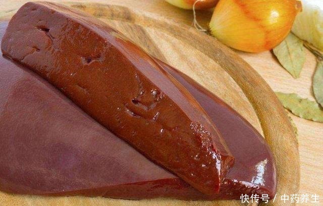 野钓碰到甲鱼、黑鱼别着急，手竿照样盘它！