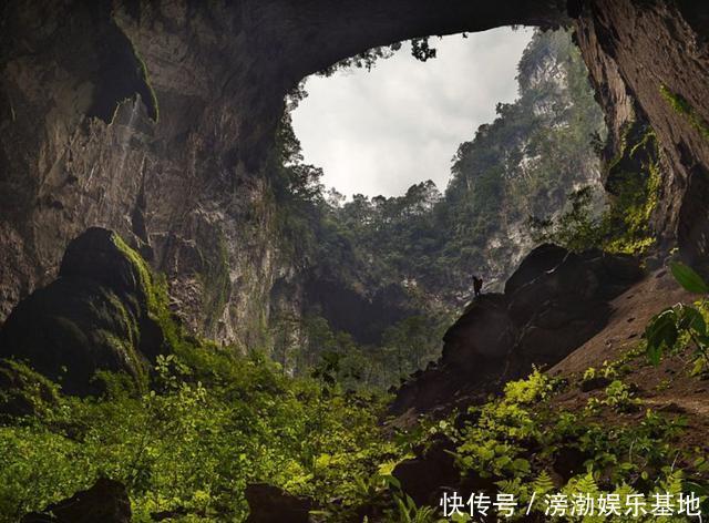 越南现全球最大溶洞，可容纳72亿人，内有湖泊、河流及森林