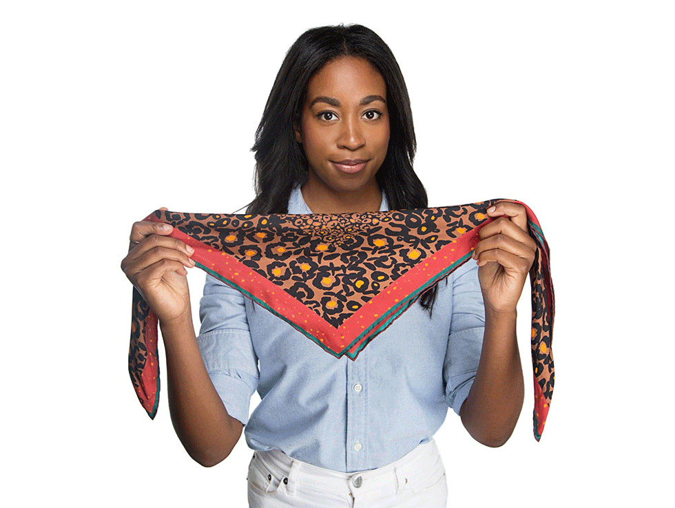 翻倍|丝巾别只会系脖子！掌握这4个技巧，普通人也能气质翻倍