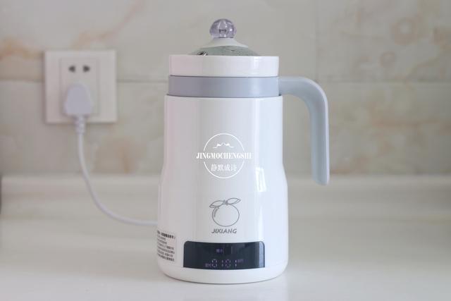 养生杯|抓住两点,煮银耳羹会快速出胶,黏稠光滑补胶原,女人养颜必备