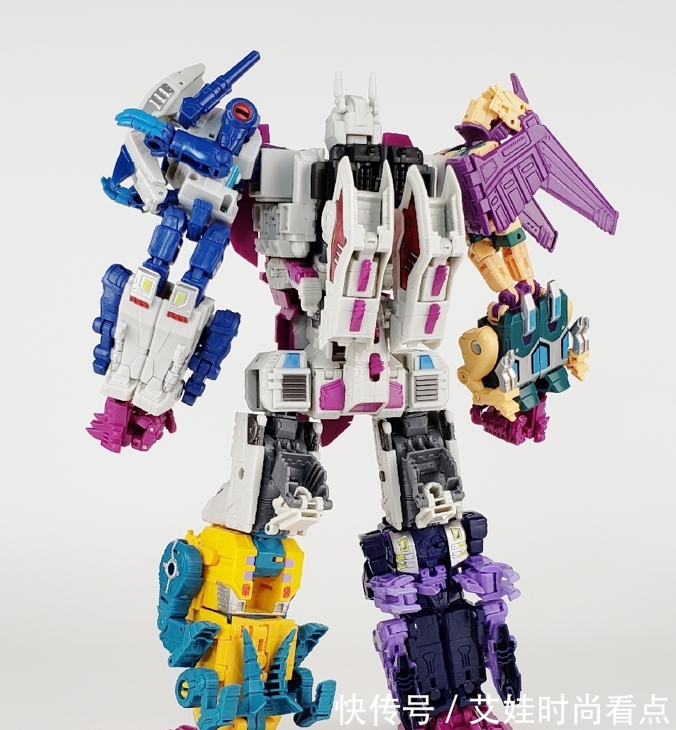 配件|正版变形金刚做得太低幼怎么办?国产厂家一个配件包解决了