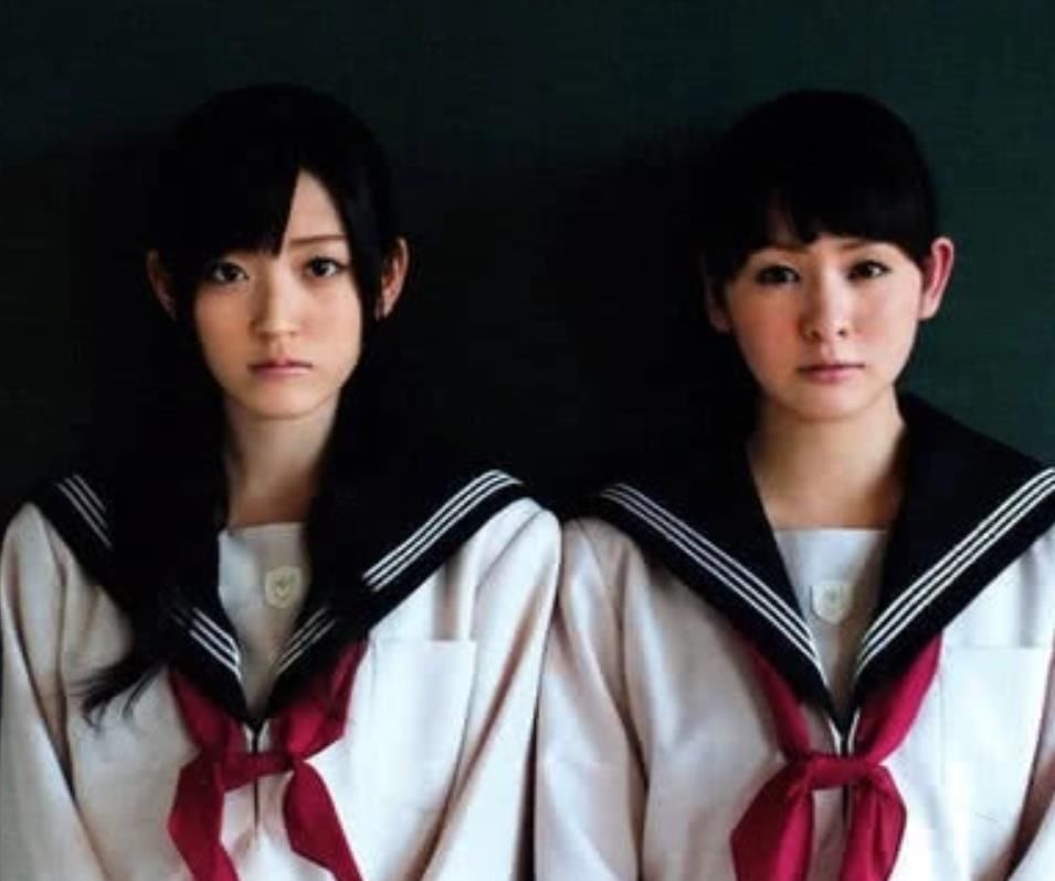 皮肤|女生睡前做这3件事,皮肤会悄悄变白,让你悄无声息地变成“素颜女神”