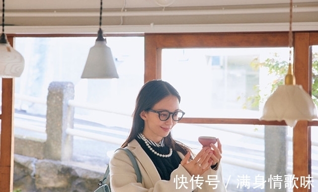 时尚杂志 过年休息如何穿?人气模特松岛花应对7个场合的搭配,值得参考