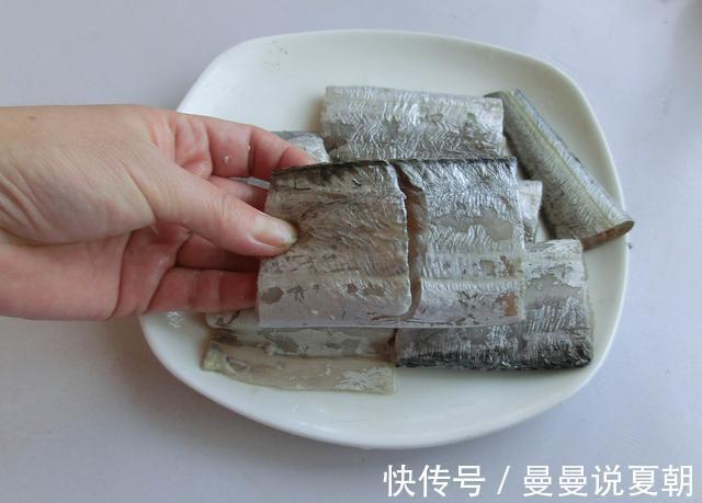 黄眼睛带鱼和黑眼睛带鱼，同样是带鱼，老渔民告诉你，到底差在哪