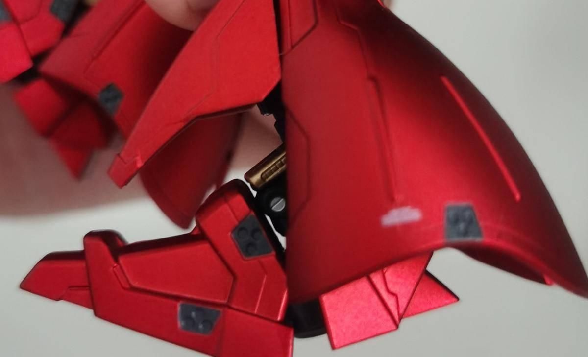 奇迹|[藏品展示] 小比例的奇迹，万代hcmpro和emia牛高达和沙扎比