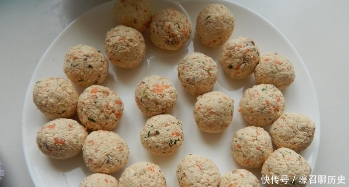天冷多吃它,做成丸子炸一炸,外酥里嫩,营养丰富,比肉丸子好吃