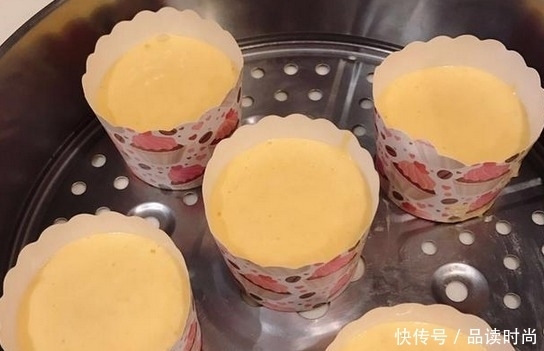 烤箱|这个蛋糕不用烤箱,只需要蒸锅和纸杯就可以,做法超级简单