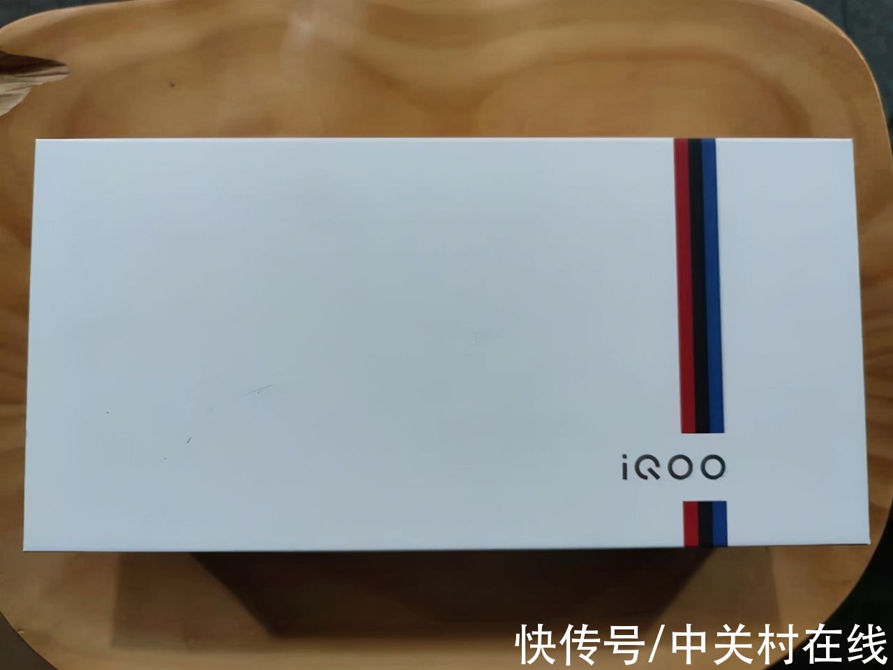 logo|iQOO 9系列邀请函开箱 新赛道新玩法