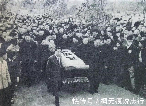 葬礼&鲁迅葬礼现场:国母主持葬礼,16位大佬抬棺,送行队伍长达几十里