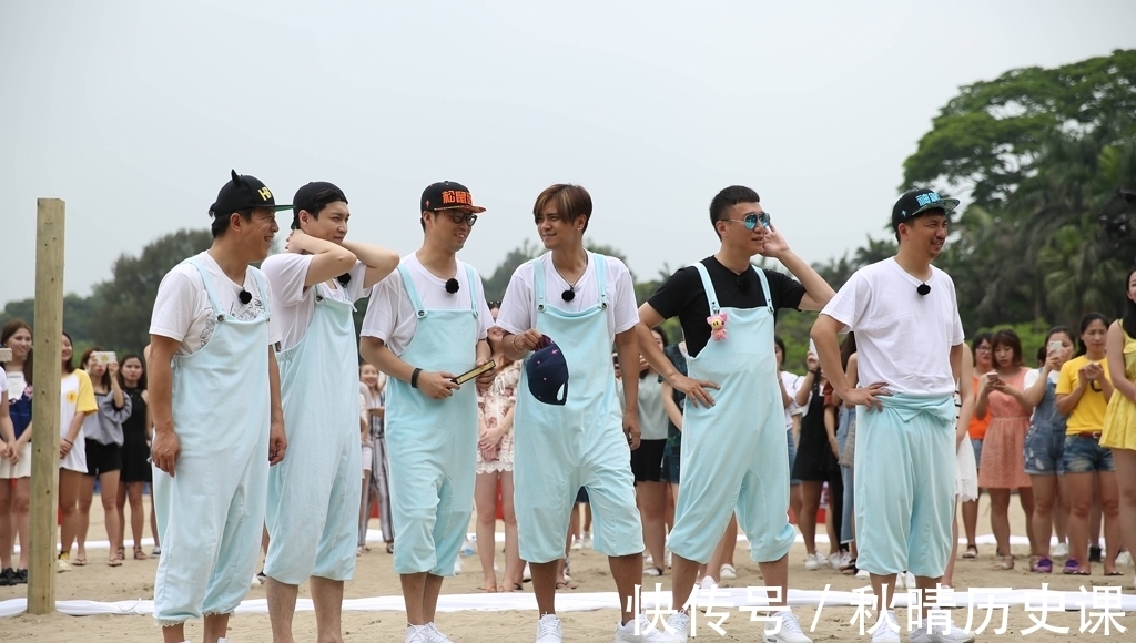 周杰伦|张艺兴一天修改5次编曲，网友：没有才华的人才一直死磕