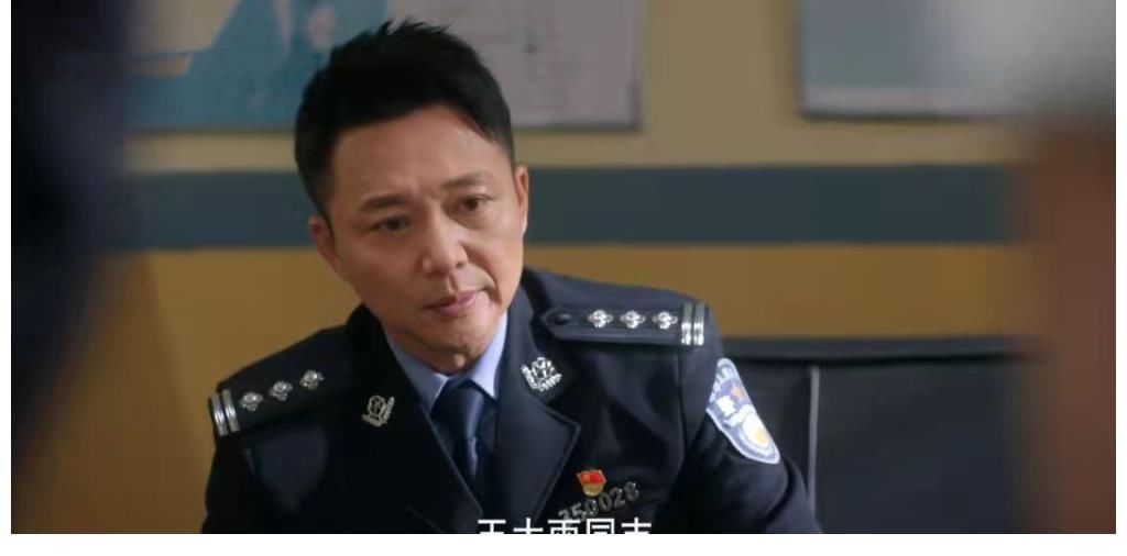 |《双面神探》首播：剧情搞笑，刘奕君刘怡潼父子同台引热议