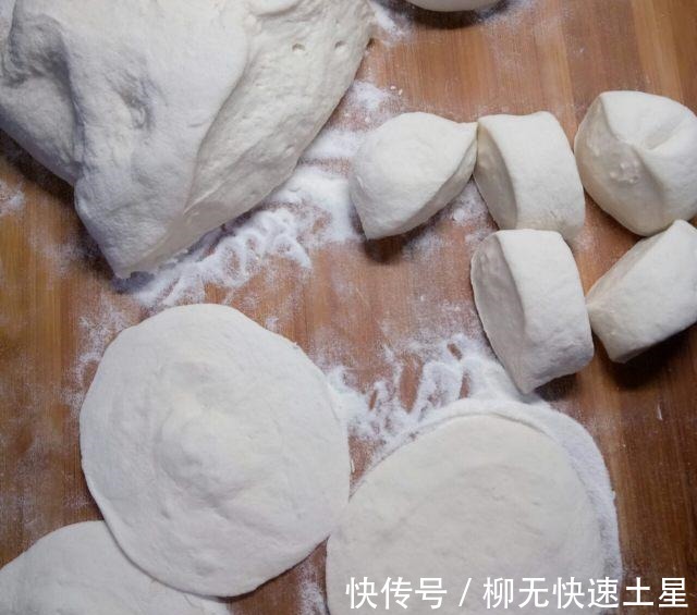 豆角|豆角猪肉馅包子,外皮暄软,内馅儿鲜美!