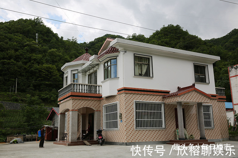 小李|农村子女请注意,今年起,农村的宅基地统统按照“地随房走”