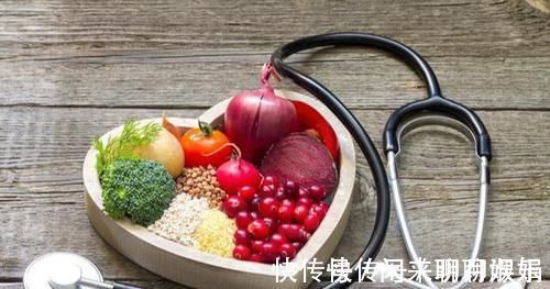 过度肥胖|因出差把娃送去奶奶家,一个月后回来一看,宝妈哭诉快还我儿子