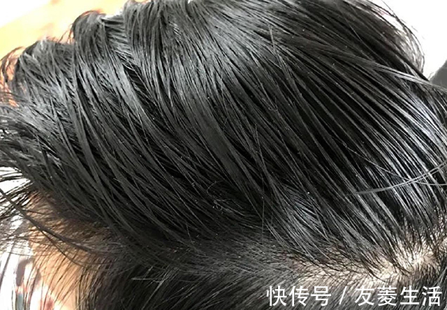 洗头|早上刚刚洗的头发怎么又油了？到底是怎么回事？