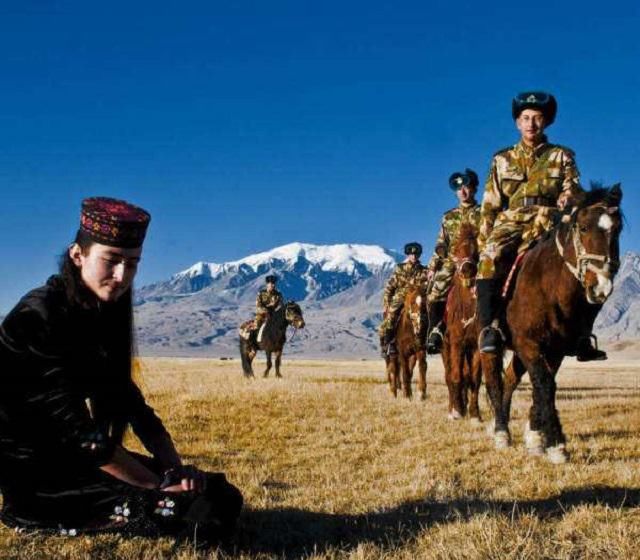  唯一|中国境内唯一纯正白种人，代代传承，誓死守护边疆