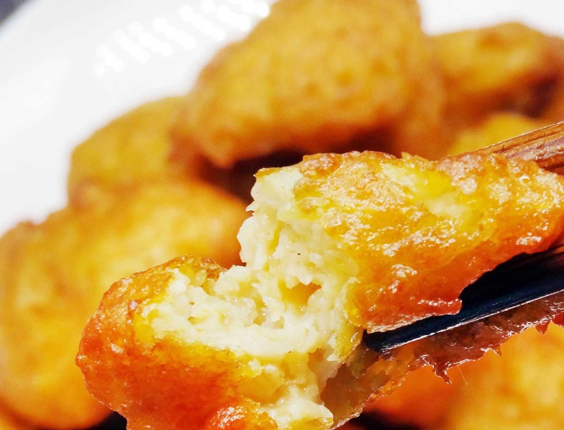 做萝卜丸子，用淀粉是大错特错！大厨：正确做法是这样，香酥脆嫩